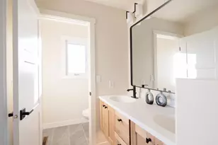 118-124 E Lakeview Dr, Silver Bay, MN 55614 - Photo 37