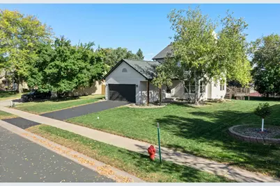 18863 Broadmoore Drive, Eden Prairie, MN 55346 - Photo 3