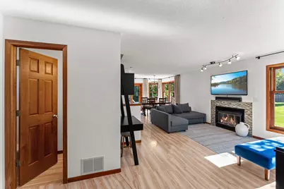 18863 Broadmoore Drive, Eden Prairie, MN 55346 - Photo 7