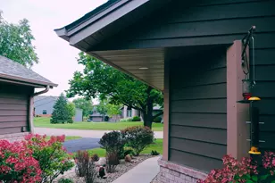 18053 Judicial Way S, Lakeville, MN 55044 - Photo 3