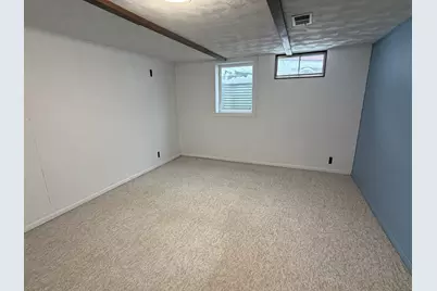 724 Southview Drive SW, Hutchinson, MN 55350 - Photo 11