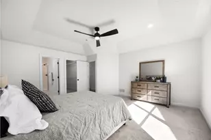 1949 S Lusitano St, Shakopee, MN 55379 - Photo 23