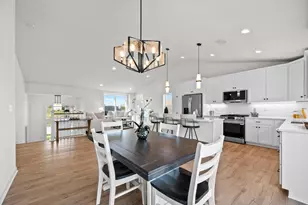 1949 S Lusitano St, Shakopee, MN 55379 - Photo 9