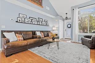 1646 Chadum Ln, Shakopee, MN 55379 - Photo 7