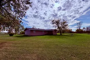 1401 State Hwy 11 SW, Baudette, MN 56623 - Photo 7