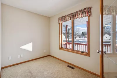 500 Chatfield Lane, Belle Plaine, MN 56011 - Photo 5