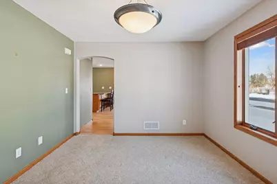 500 Chatfield Lane, Belle Plaine, MN 56011 - Photo 7