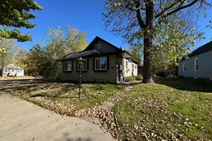 524 NE 4th Ave, Grand Rapids, MN 55744 - Photo 1
