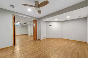 21 Walden St, Burnsville, MN 55337 - Photo 37