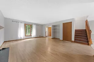 21 Walden St, Burnsville, MN 55337 - Photo 5