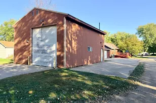 1520 Clary St, Worthington, MN 56187 - Photo 29