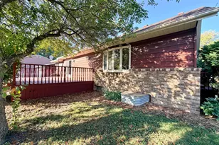 1520 Clary St, Worthington, MN 56187 - Photo 7