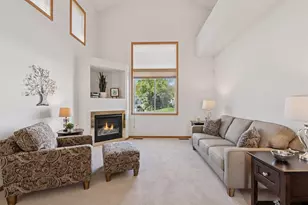 3208 Juniper Cir, Woodbury, MN 55125 - Photo 11