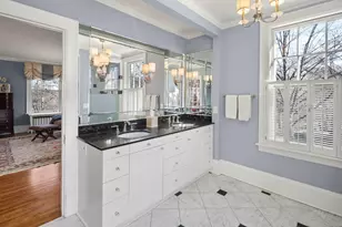 2774 W Lake of the Isles Pkwy, Minneapolis, MN 55416 - Photo 29