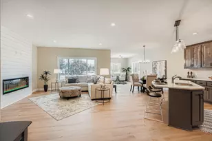 6334 Goodwin Ln, Wyoming, MN 55092 - Photo 3