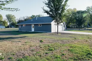 131 Main St E, Trimont, MN 56176 - Photo 45