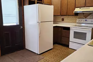 603 Arnold Ave N, Thief River Falls, MN 56701 - Photo 7