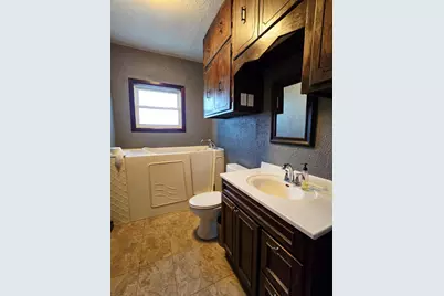 603 Arnold Avenue N, Thief River Falls, MN 56701 - Photo 13