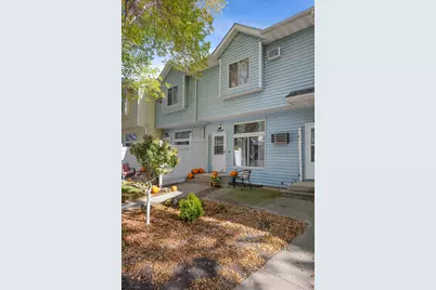 1543 34 1/2 Avenue S, Fargo, ND 58104 - Photo 1