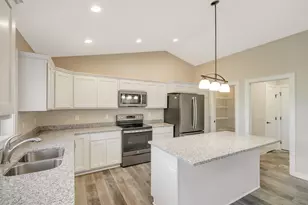 1337 E Aspen Dr, Saint Croix Falls, WI 54024 - Photo 1