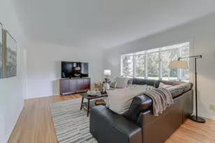 9824 Fremont Ave S, Bloomington, MN 55431 - Photo 5