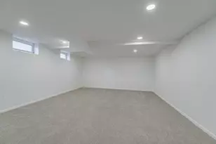 9824 Fremont Ave S, Bloomington, MN 55431 - Photo 35