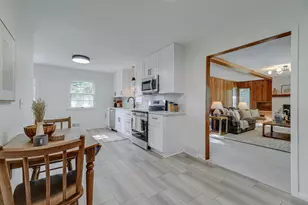 9824 Fremont Ave S, Bloomington, MN 55431 - Photo 13