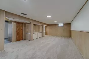 9824 Fremont Ave S, Bloomington, MN 55431 - Photo 27