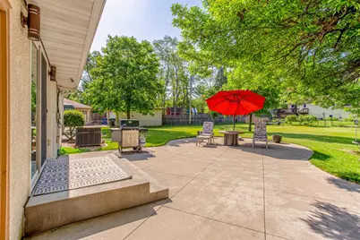 80 Logan Parkway NE, Fridley, MN 55432 - Photo 3