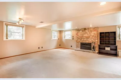 80 Logan Parkway NE, Fridley, MN 55432 - Photo 25