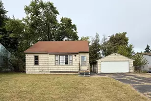 21 Inner Dr, Circle Pines, MN 55014 - Photo 1