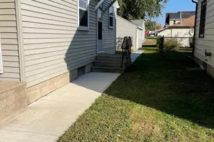 1202 2nd Ave SW, Austin, MN 55912 - Photo 19