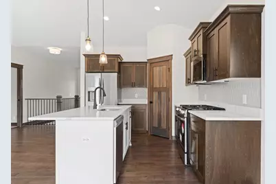 1456 Otter Way, New Richmond, WI 54017 - Photo 9