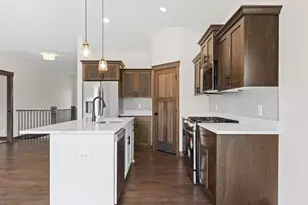 1456 Otter Way, New Richmond, WI 54017 - Photo 9