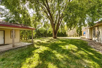 6400 Brooklyn Drive, Brooklyn Center, MN 55430 - Photo 11