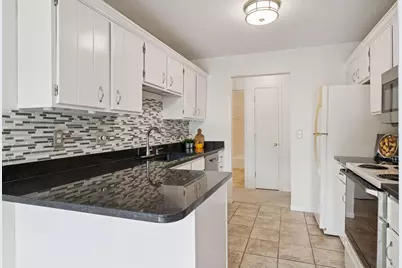 9775 Dorset Lane, Eden Prairie, MN 55347 - Photo 11