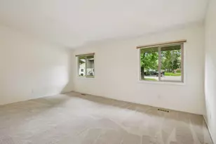 9775 Dorset Ln, Eden Prairie, MN 55347 - Photo 37