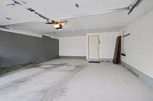 9775 Dorset Ln, Eden Prairie, MN 55347 - Photo 29