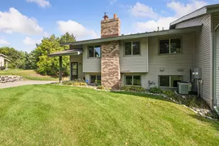 9775 Dorset Ln, Eden Prairie, MN 55347 - Photo 33