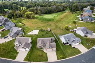 875 Golfview Ave, Zumbrota, MN 55992 - Photo 3