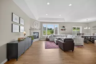 875 Golfview Ave, Zumbrota, MN 55992 - Photo 5