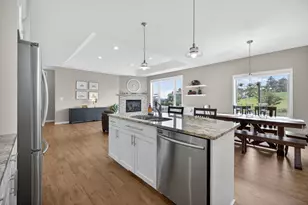 875 Golfview Ave, Zumbrota, MN 55992 - Photo 9