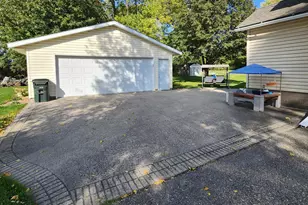 508 Dupont Ave NE, Renville, MN 56284 - Photo 31