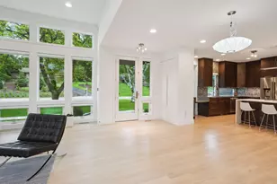 209 Westwood Dr N, Golden Valley, MN 55422 - Photo 7