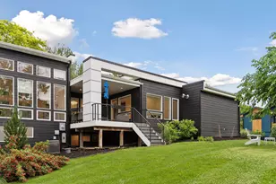 209 Westwood Dr N, Golden Valley, MN 55422 - Photo 35