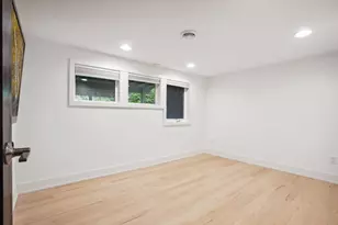 209 Westwood Dr N, Golden Valley, MN 55422 - Photo 27