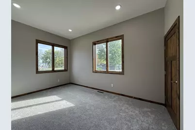 1207 S Shore Drive, Worthington, MN 56187 - Photo 29
