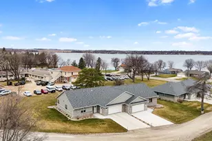1207 S Shore Dr, Worthington, MN 56187 - Photo 41