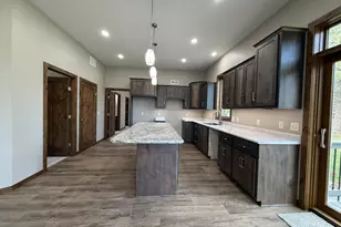 1207 S Shore Dr, Worthington, MN 56187 - Photo 23