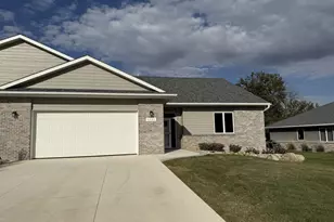 1207 S Shore Dr, Worthington, MN 56187 - Photo 5